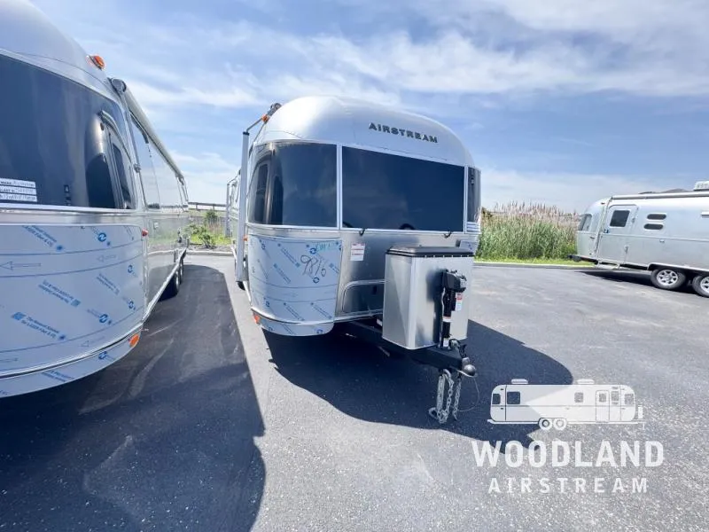2026 Airstream Globetrotter 27FB - Photo 2