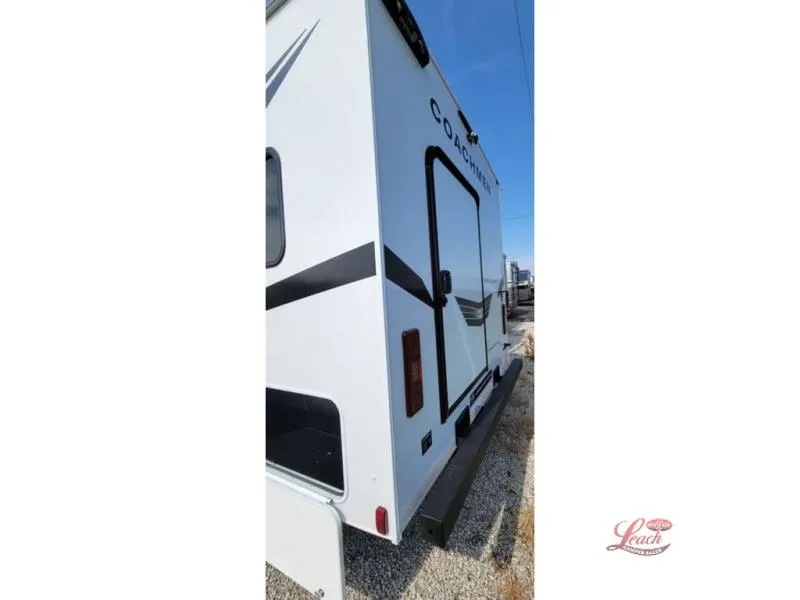 2026 Coachmen Freelander 22XG - Photo 4