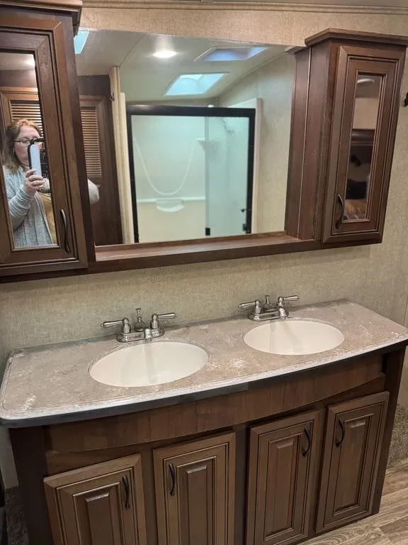 2015 Jayco Pinnacle 36FBTS, Photos photo 21