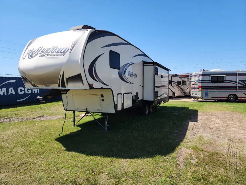 2019 Grand Design Reflection 150 Series 295RL - Photo 2