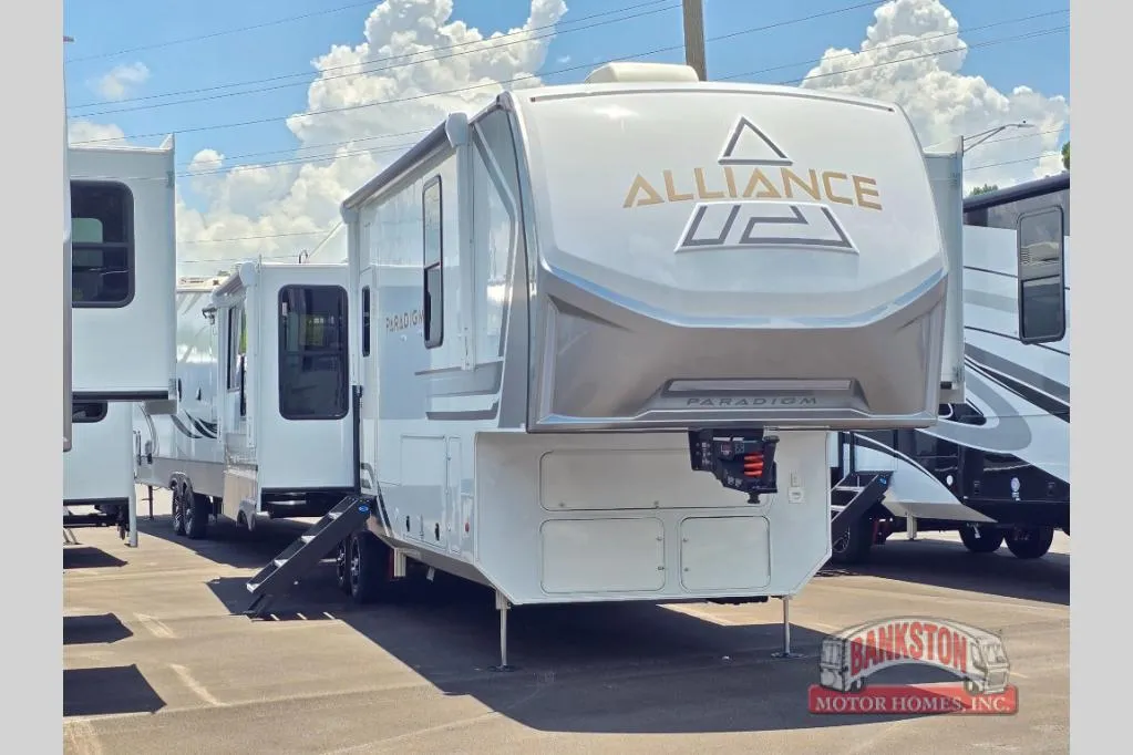 2026 Alliance RV Paradigm 340RL - Photo 2