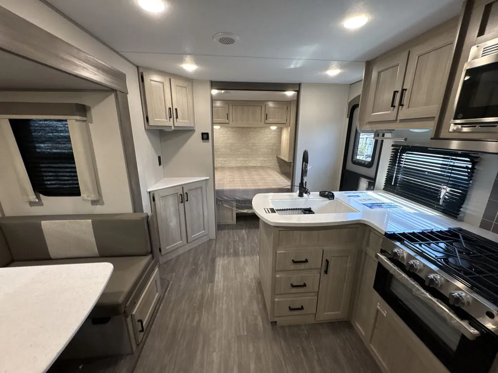 2026 Forest River Aurora 27DBH — Photo 7