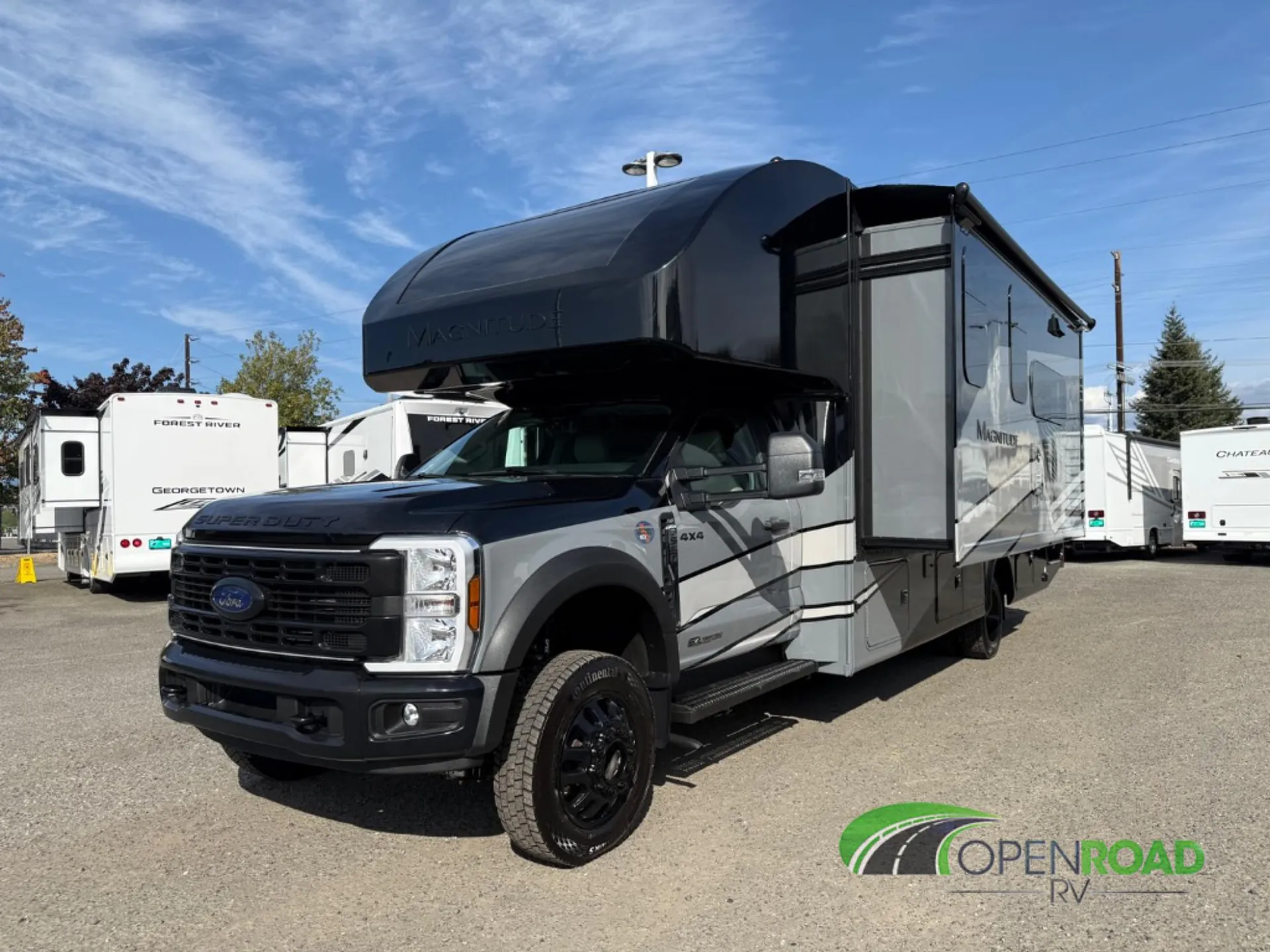 2027 Thor Motor Coach Magnitude X32 - Photo 3