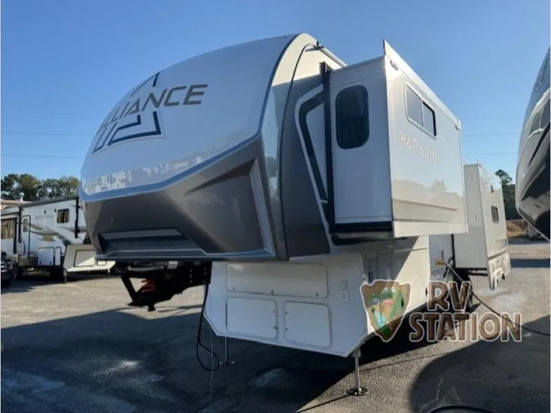 2026 Alliance RV Paradigm 340RL - Photo 3