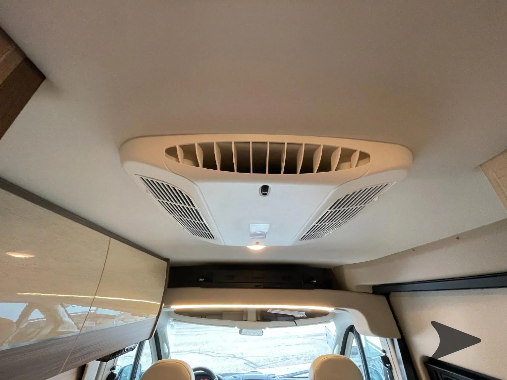 2022 Jayco Swift 20A - Photo 3