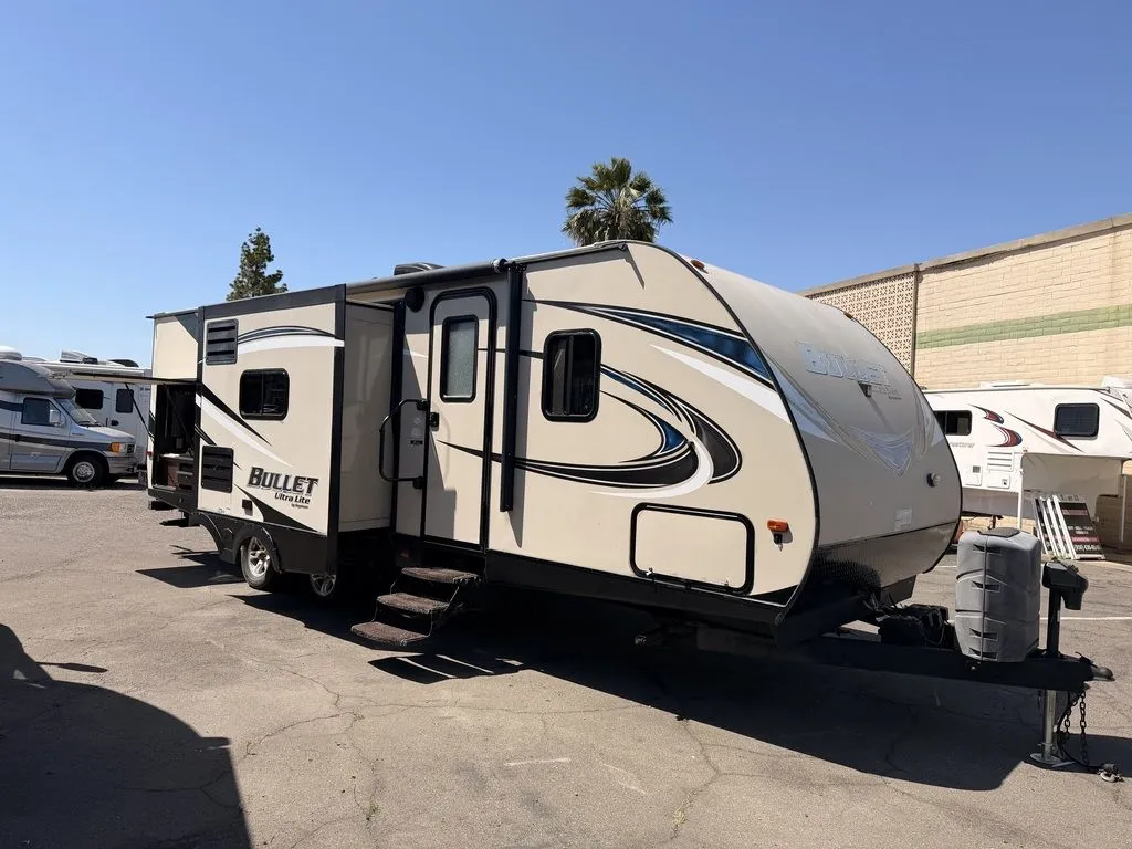 2017 Keystone Bullet 265RBIWE - Photo 2
