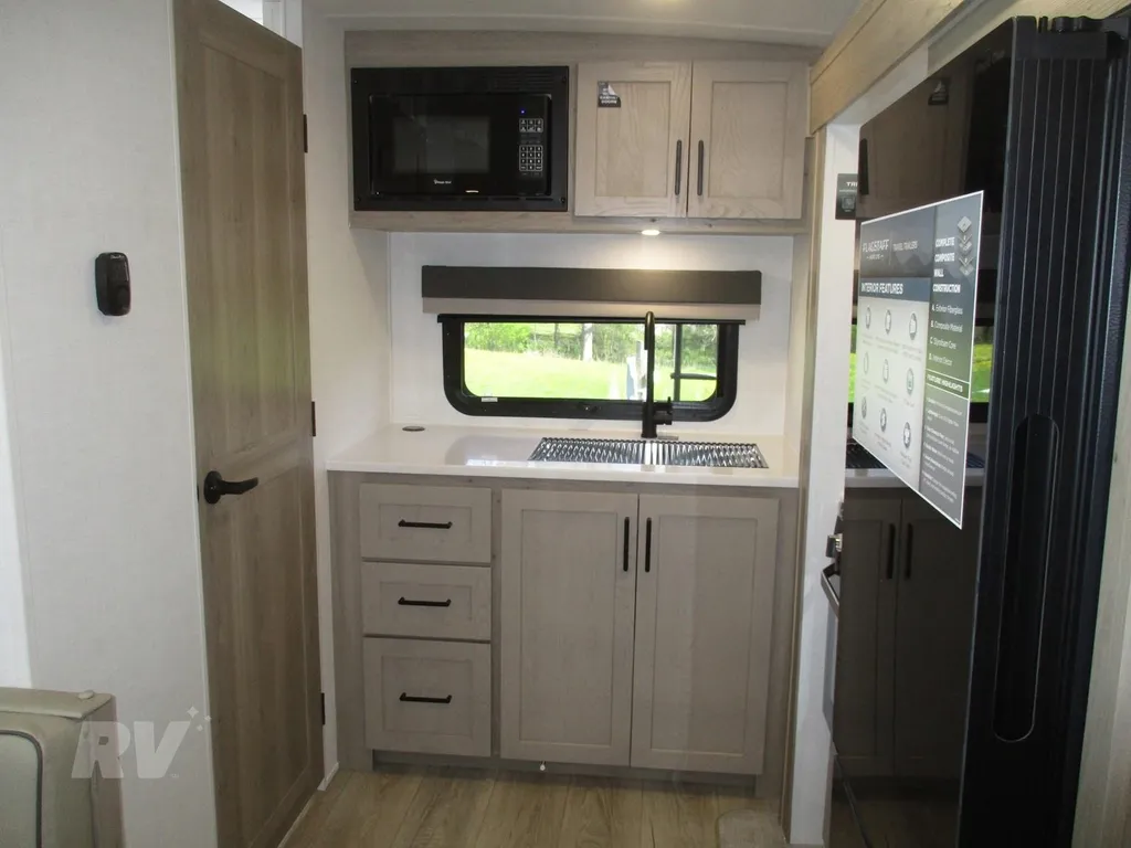 2026 Forest River Flagstaff Micro Lite 25FBD, Photos photo 14