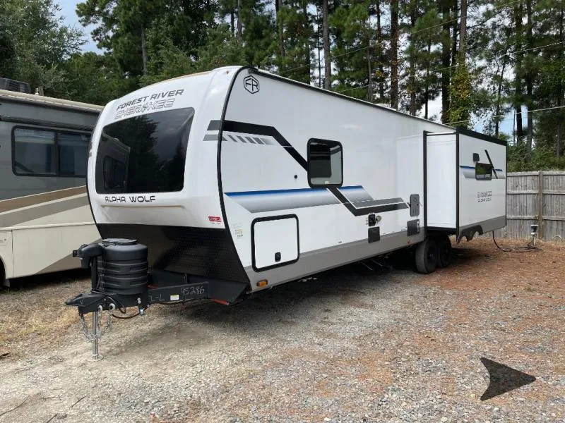 2025 Forest River Cherokee Alpha Wolf 26RL - Photo 4