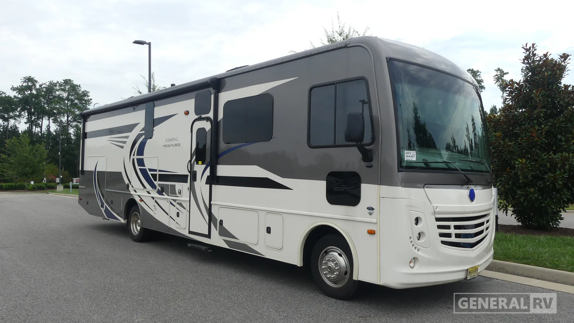 2022 Holiday Rambler Admiral 34J - Photo 2