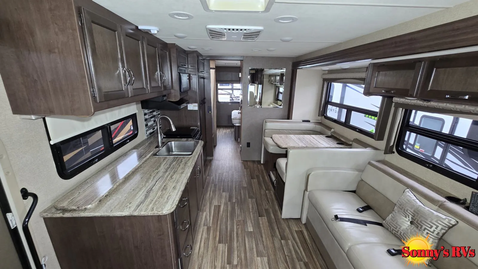 2017 Thor Motor Coach A.C.E 30.3 - Photo 3