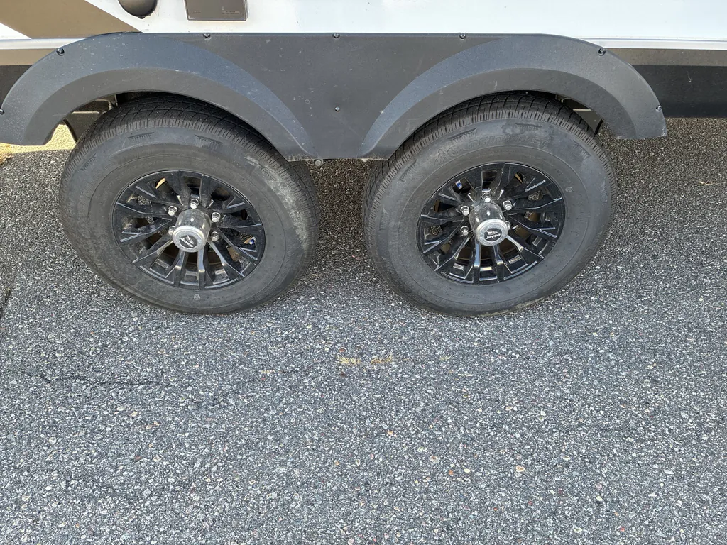 2025 Jayco Jay Feather 26FK, Photos photo 23