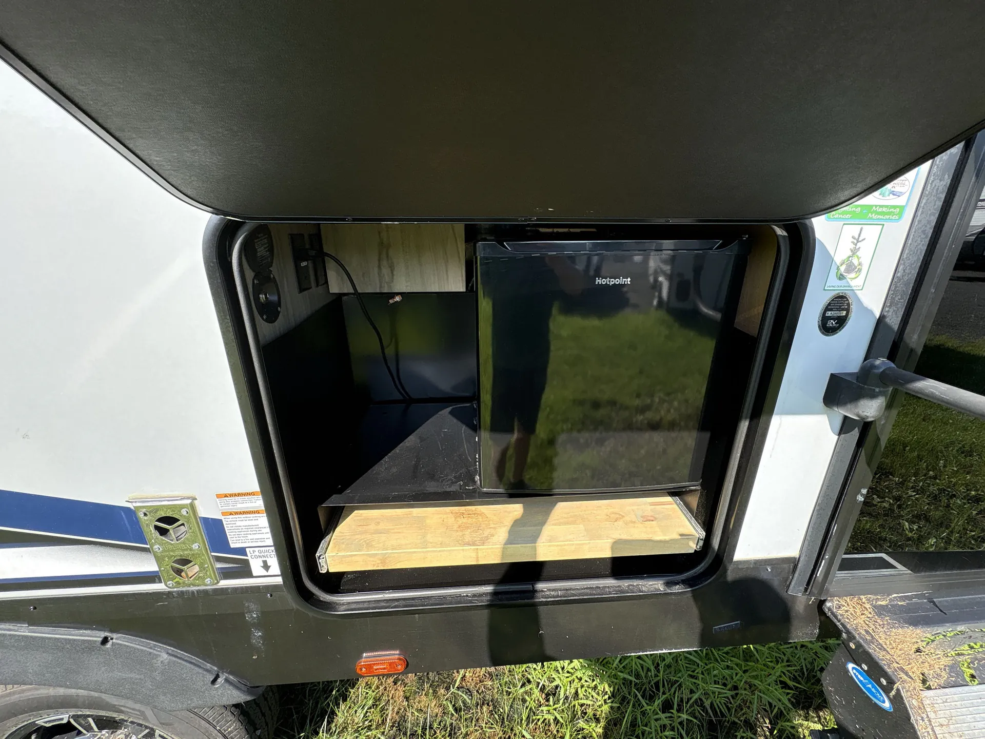2022 Forest River Alpha Wolf 26DBH — living area main