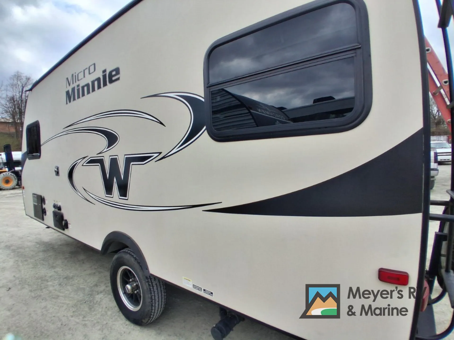 2017 Winnebago Micro Minnie 1705RD - Photo 4