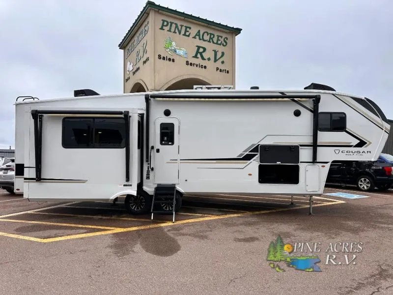 2027 Keystone RV Cougar Half-Ton 29MBD - Photo 4