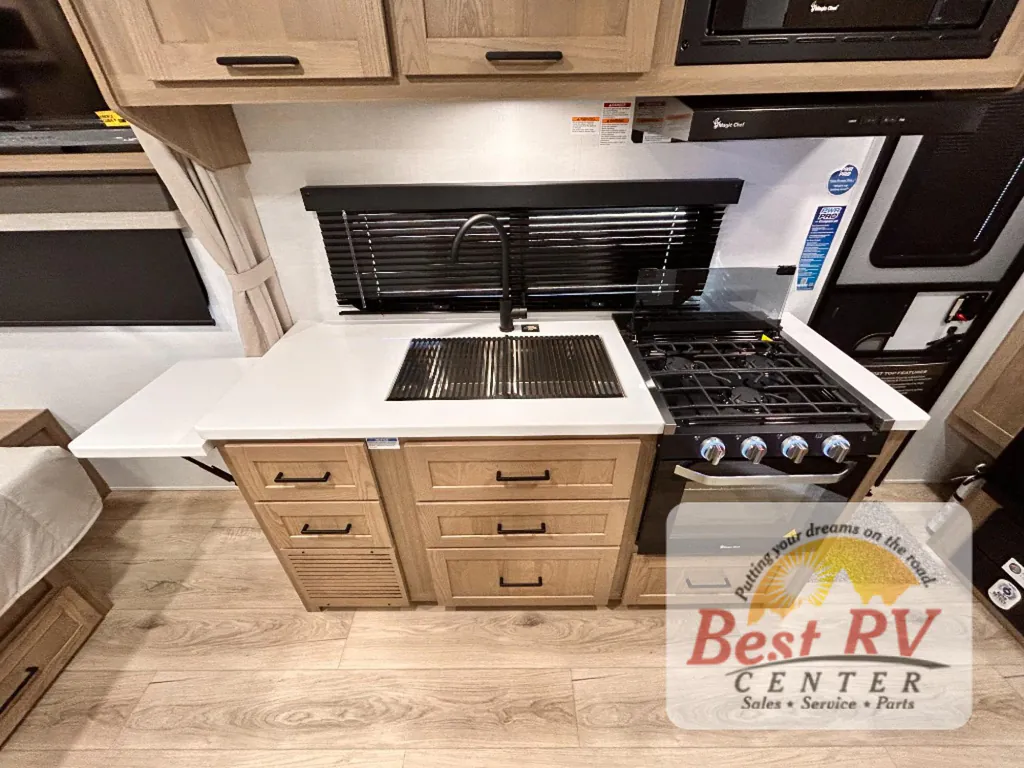 2027 Forest River Rockwood Mini Lite 2109S, Photos photo 37