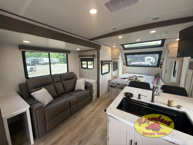 2027 Coachmen RV American Spirit 1943RB - Photo 4