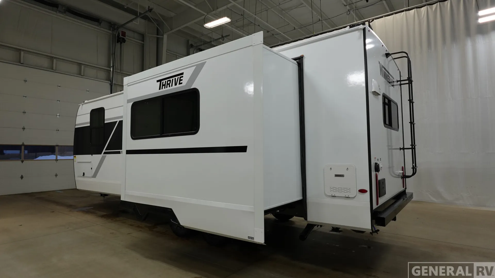 2026 Winnebago Thrive 24RKS - Photo 4