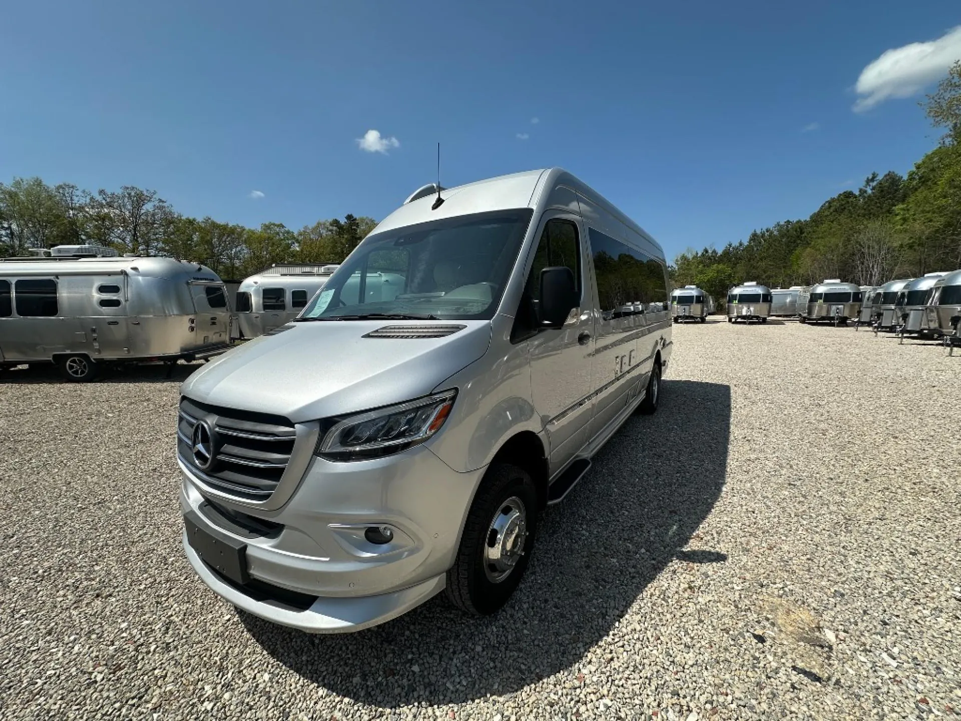 2021 Airstream Interstate 24GT 4x4 - Photo 4