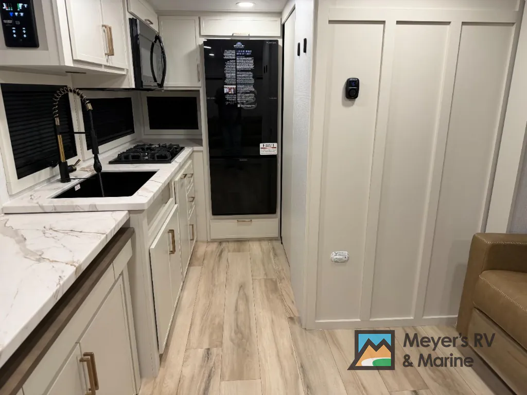 2026 Brinkley Model Ix 20X, Photos photo 7