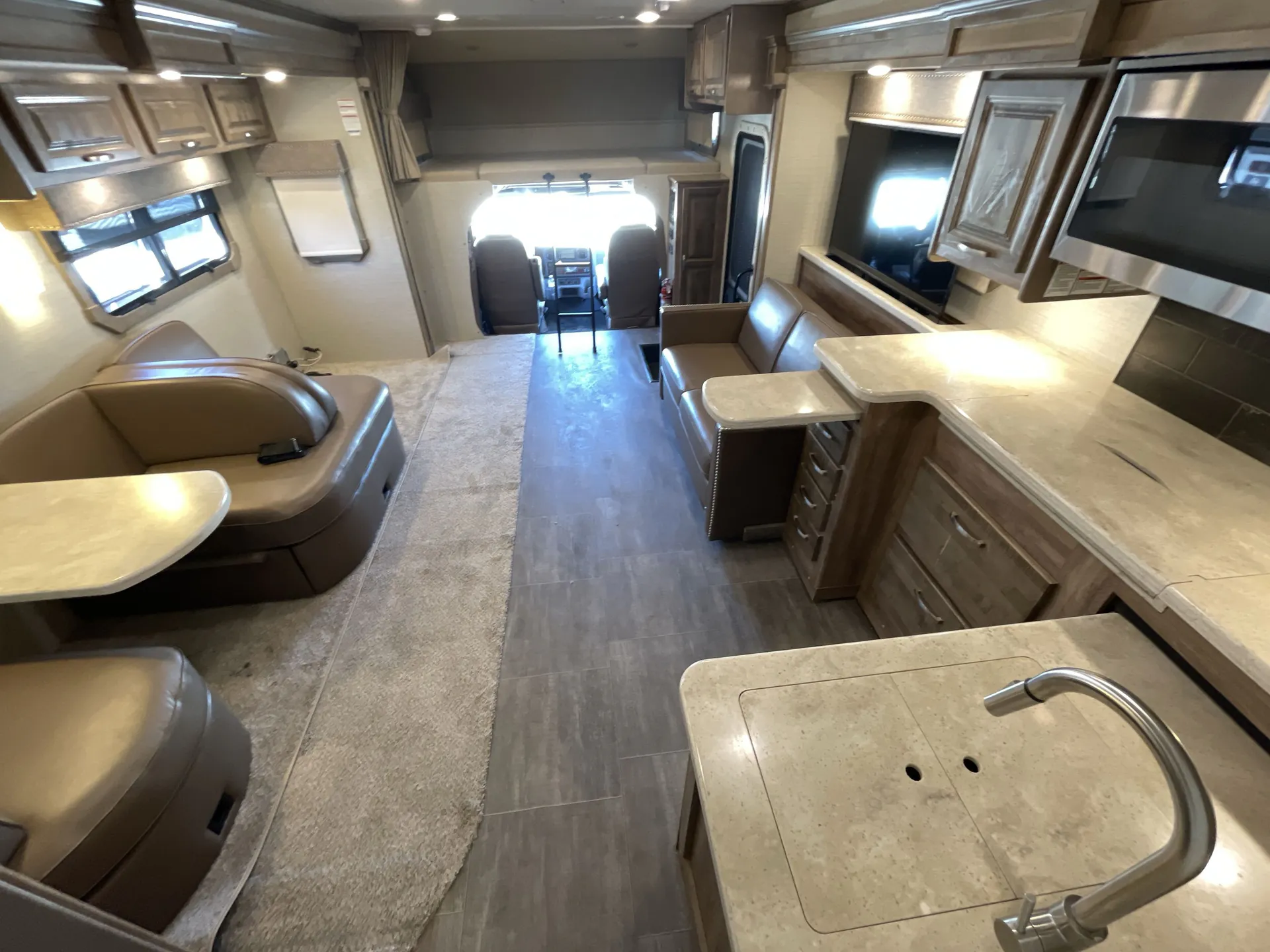 2019 Jayco Seneca 37TS — living area main