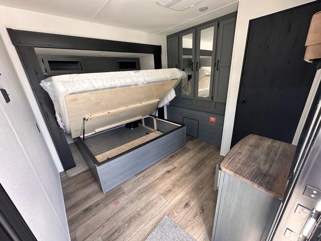2027 Forest River Puma Vista 39DBT - Photo 4