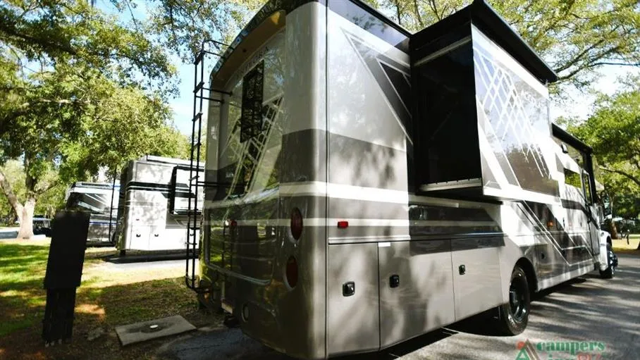 2027 Entegra Coach Accolade 37K - Photo 4