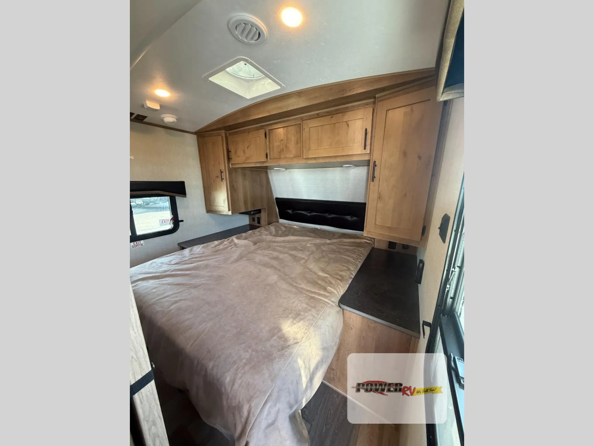 2027 Outdoors RV Back Country 23BCS - Photo 3