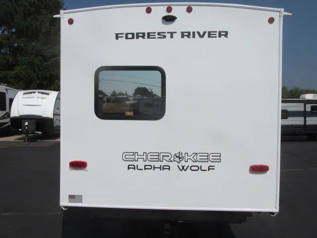 2026 Forest River Cherokee Alpha Wolf 33BH, Photos photo 7