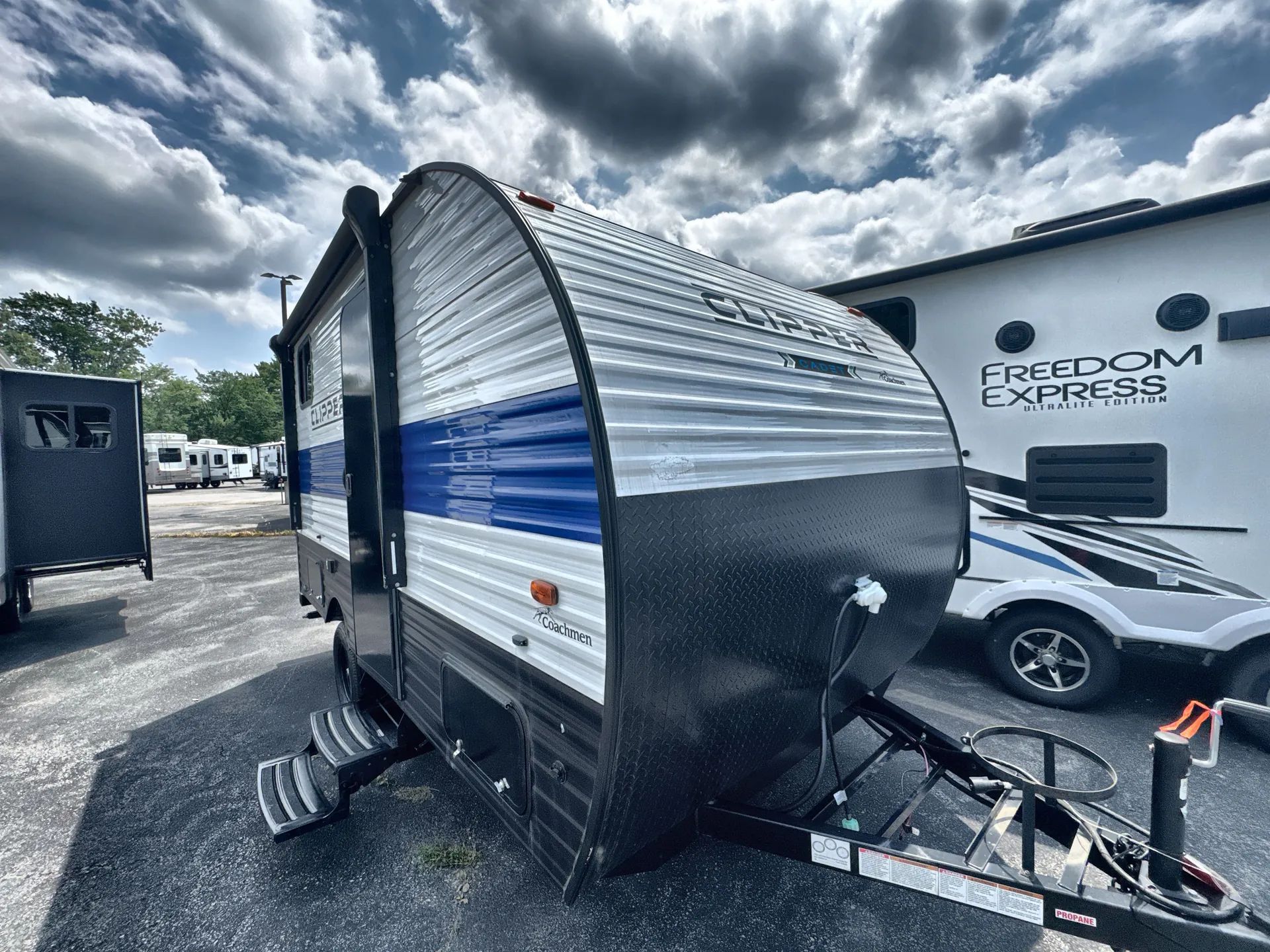 2024 Coachmen Clipper 15CBH - Photo 2