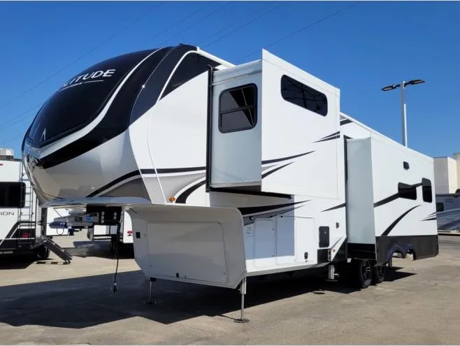2026 Grand Design Solitude 310GK - Photo 3