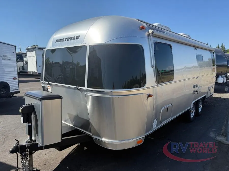 2023 Airstream Flying Cloud 25RB - Photo 3