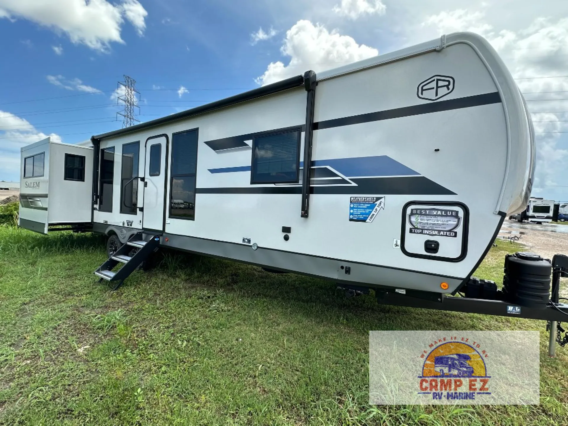 2027 Forest River Salem Hemisphere 323RLI dealer photo 1 from Camp EZ RV