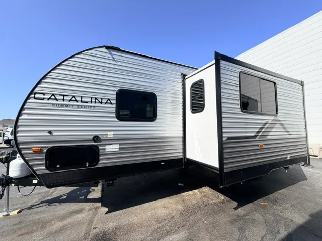 2027 Coachmen Catalina Summit 231BHS - Photo 4
