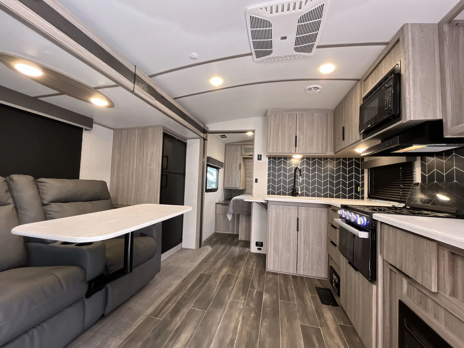 2023 Keystone Passport 2400RBWE — living area main
