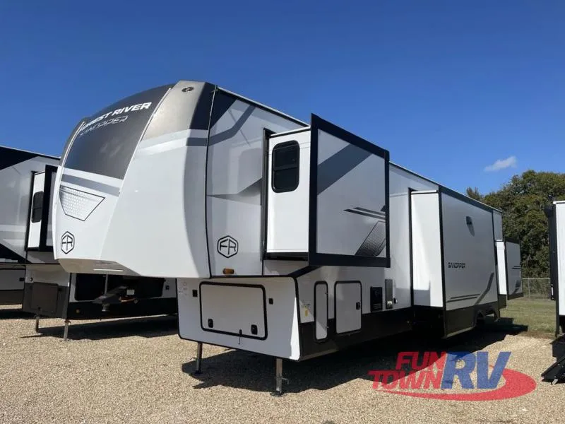 2026 Forest River Sandpiper 4002FB - Photo 3