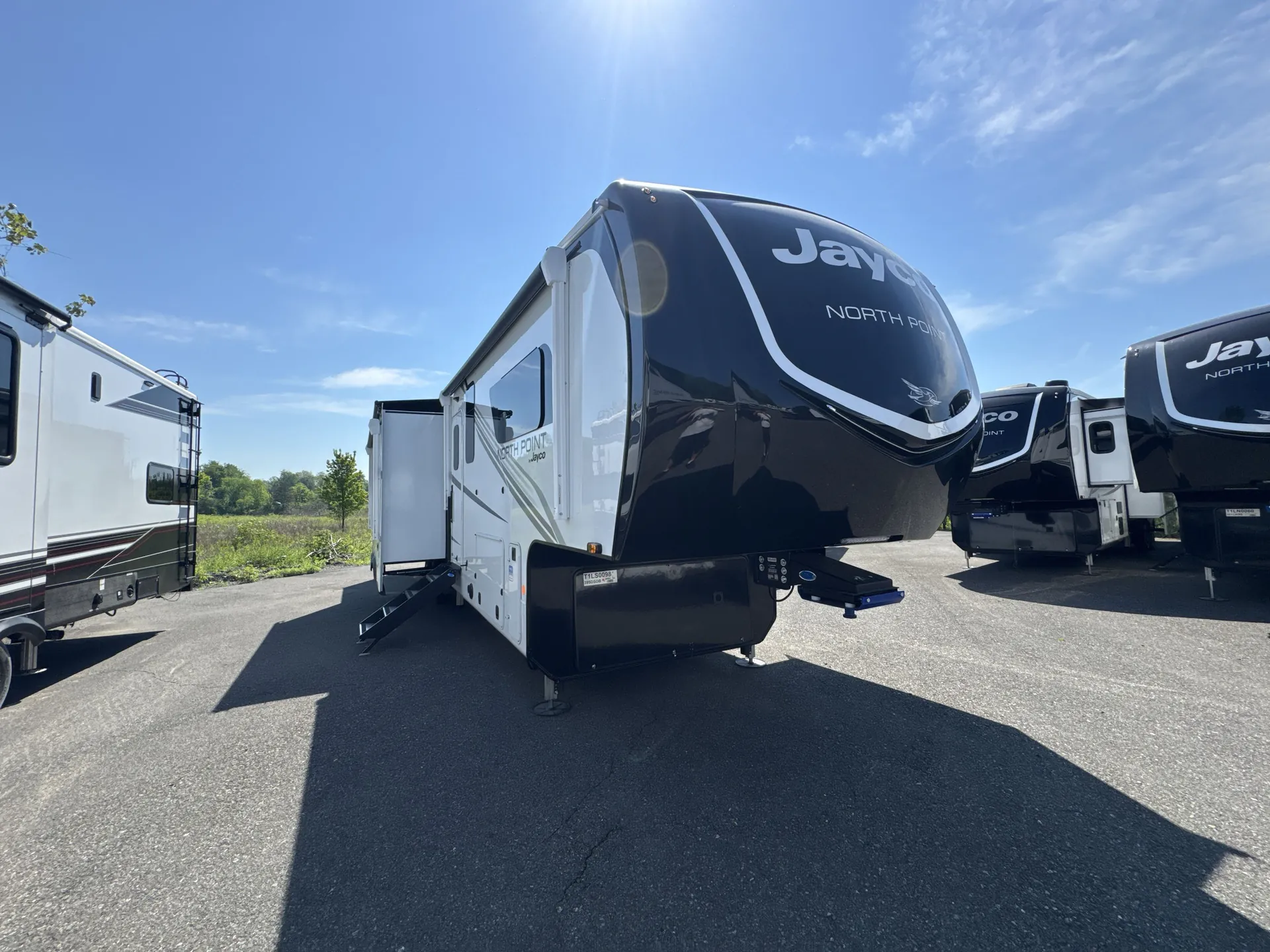 2026 Jayco North Point 395DSDB