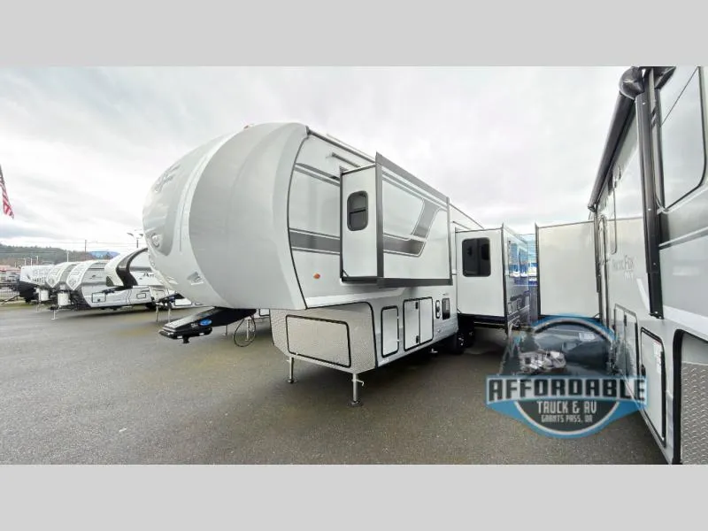 2026 Northwood Arctic Fox NXT 295RL - Photo 4