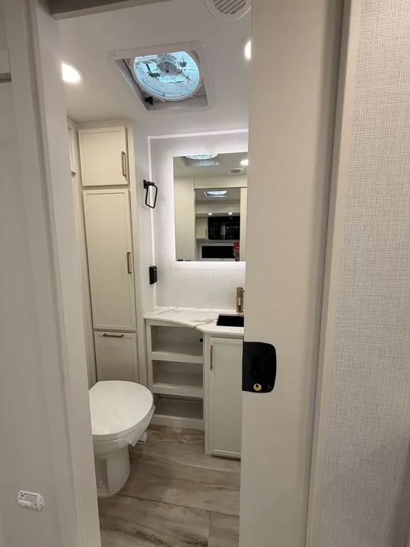 2026 Brinkley Model I 235, Photos photo 24