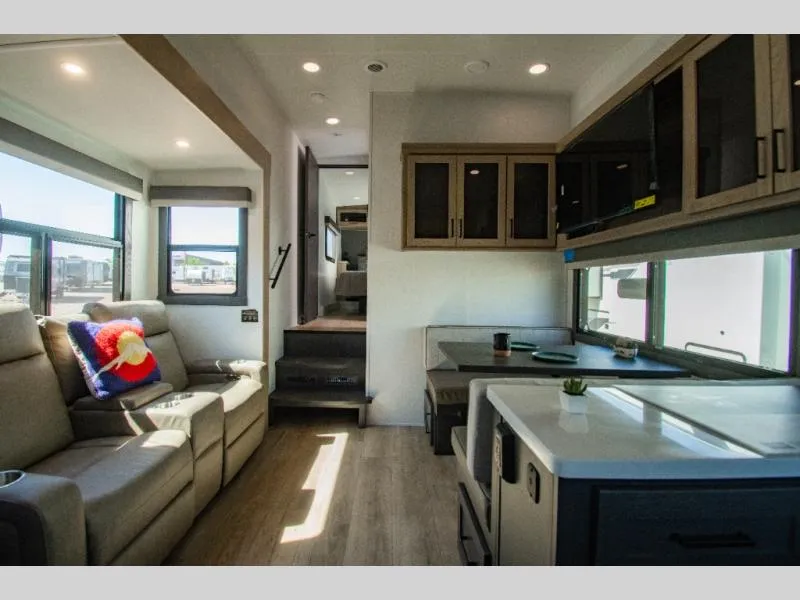 2026 Forest River Rockwood Signature 282RK - Photo 3