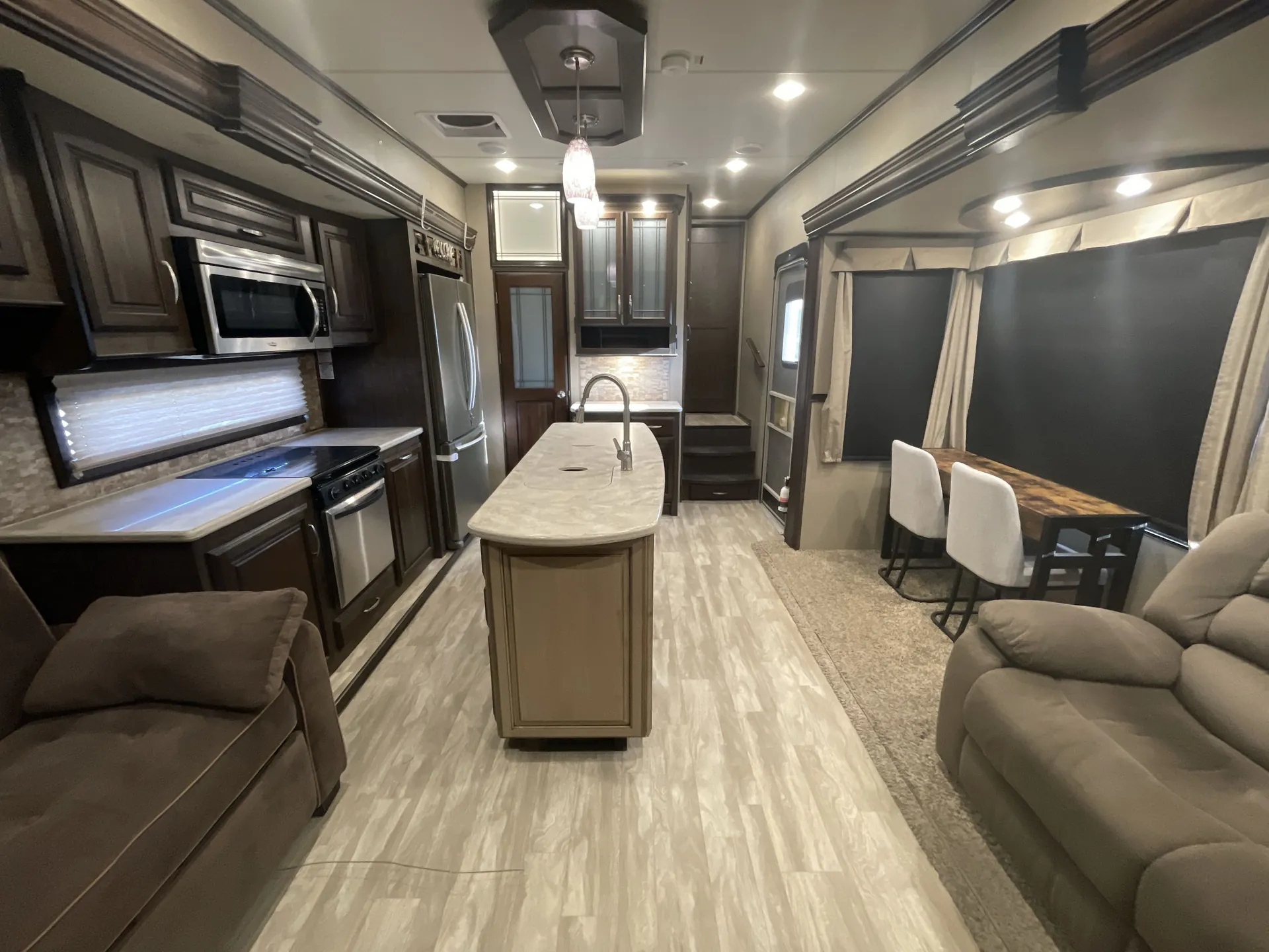 2017 Grand Design Solitude 310GK-R — living area main