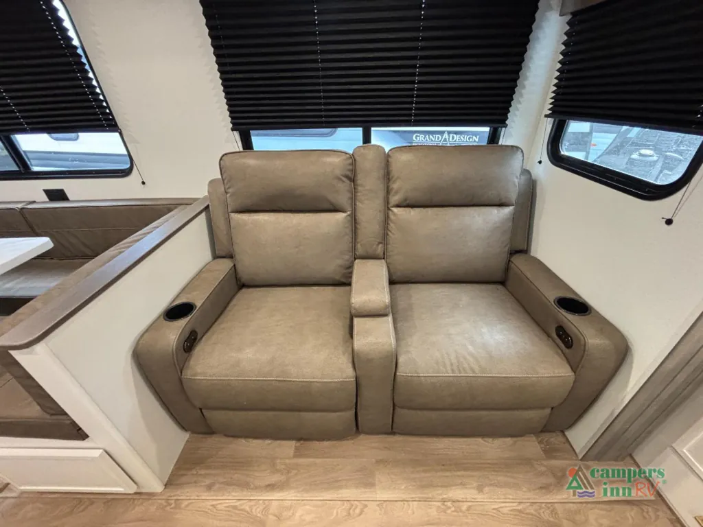 2027 Grand Design Transcend 335BHT, Photos photo 16