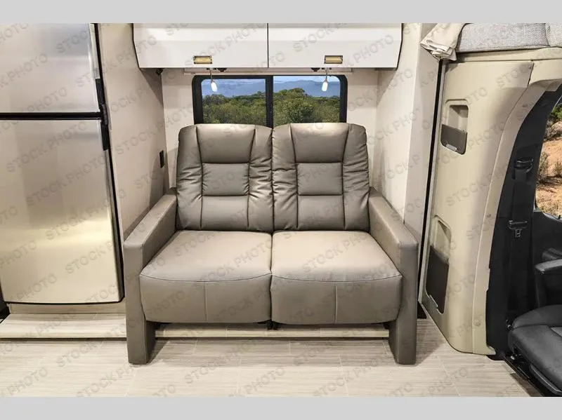 2027 Winnebago View 24R - Photo 3