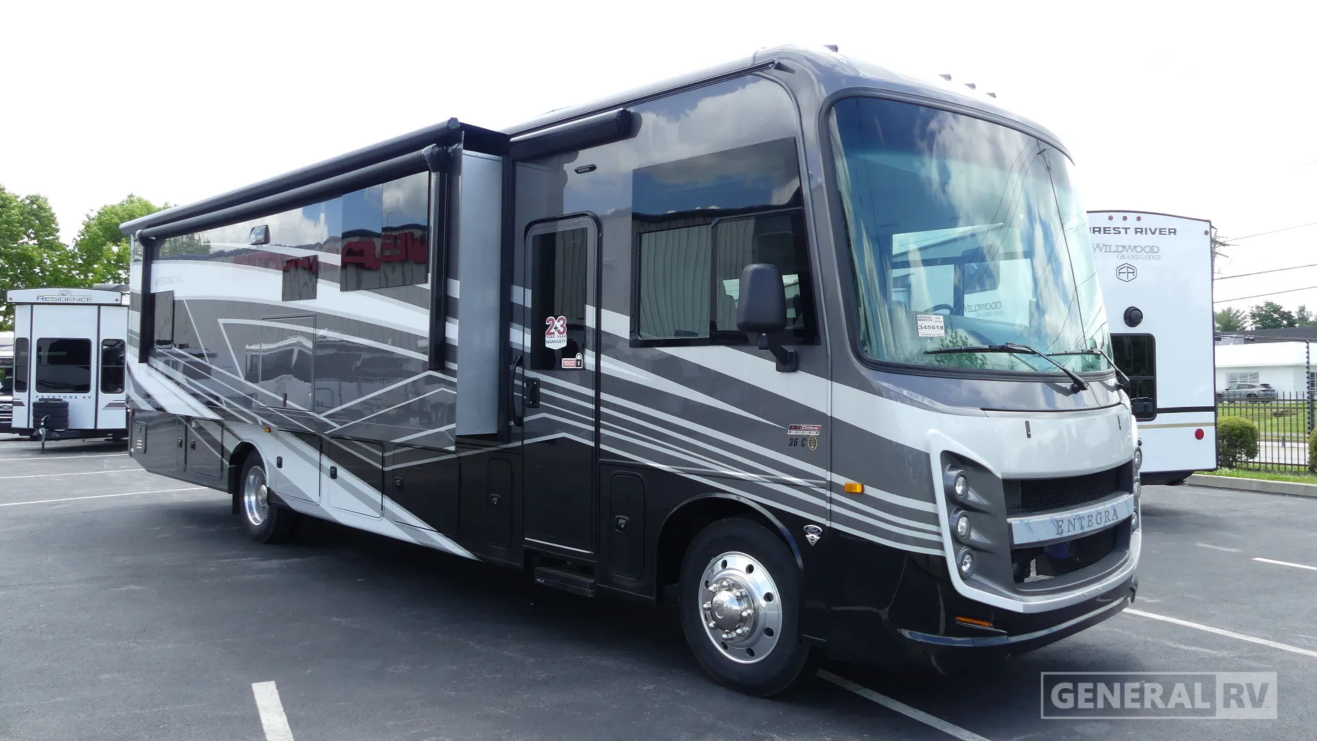 2026 Entegra Coach Vision XL 36C - Photo 2
