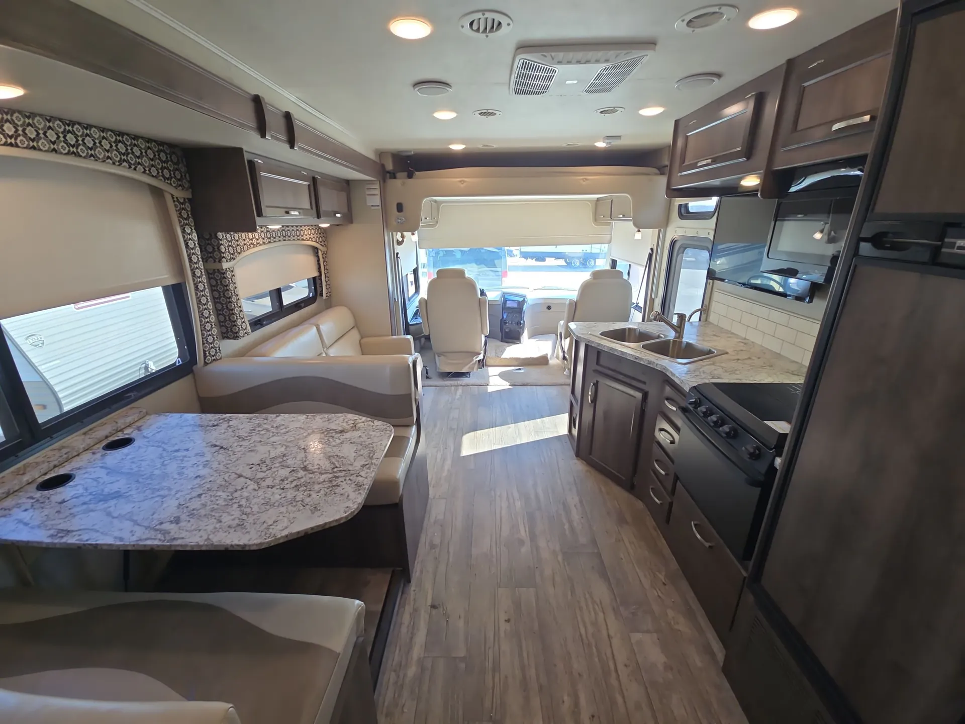 2018 Jayco Alante 26X — living area main