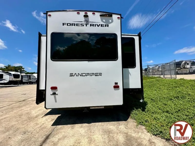 2026 Forest River Sandpiper 3900HBLR - Photo 4