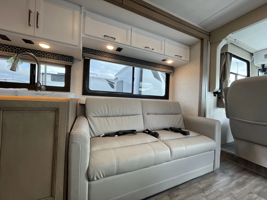 2026 Thor Motor Coach Freedom Traveler A29, Photos photo 28