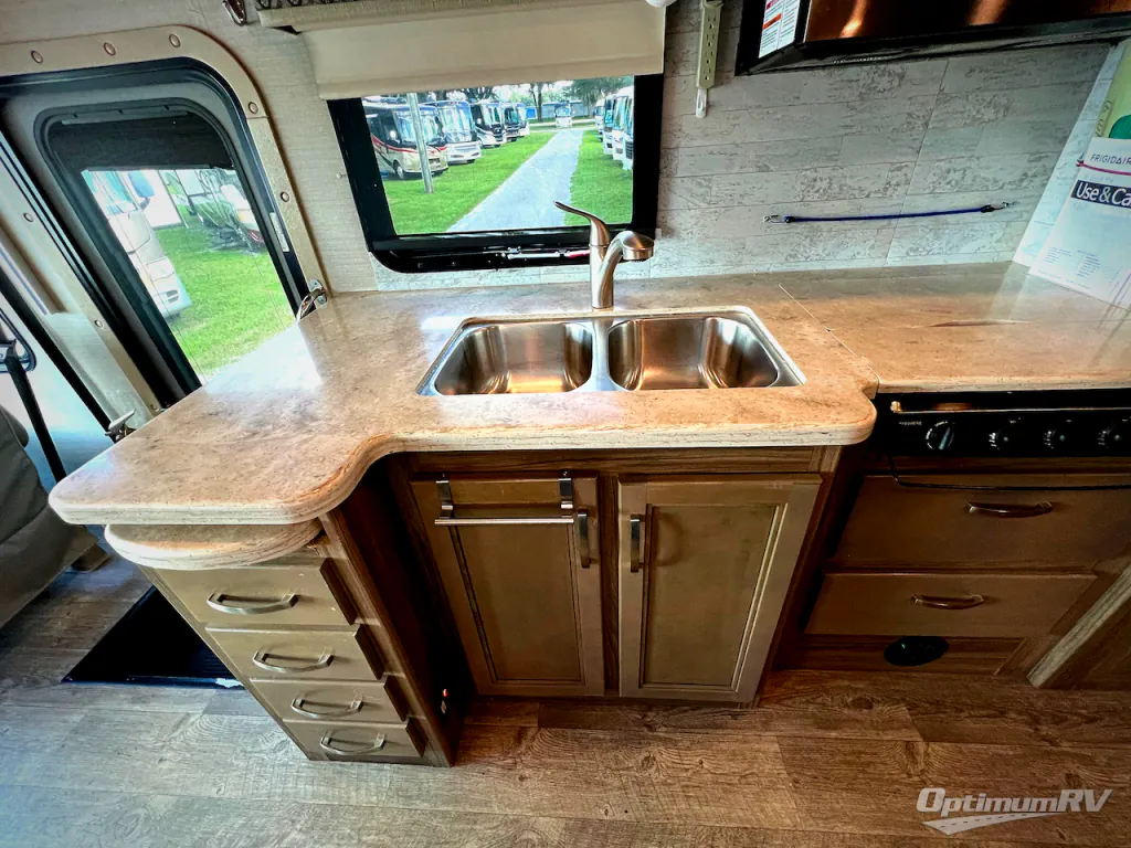 2018 Jayco Precept 33U, Photos photo 12