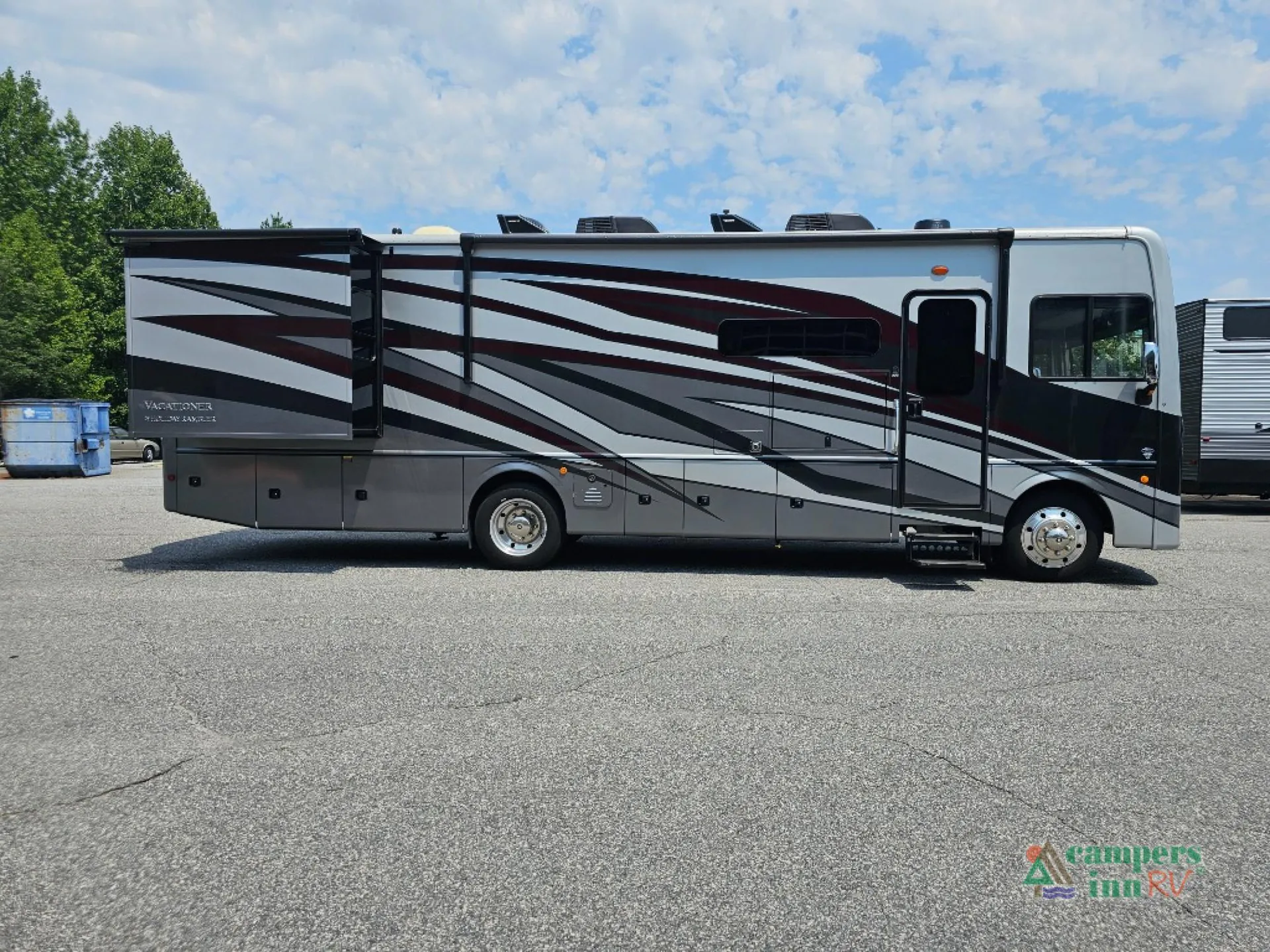 2025 Holiday Rambler Vacationer 33C - Photo 3