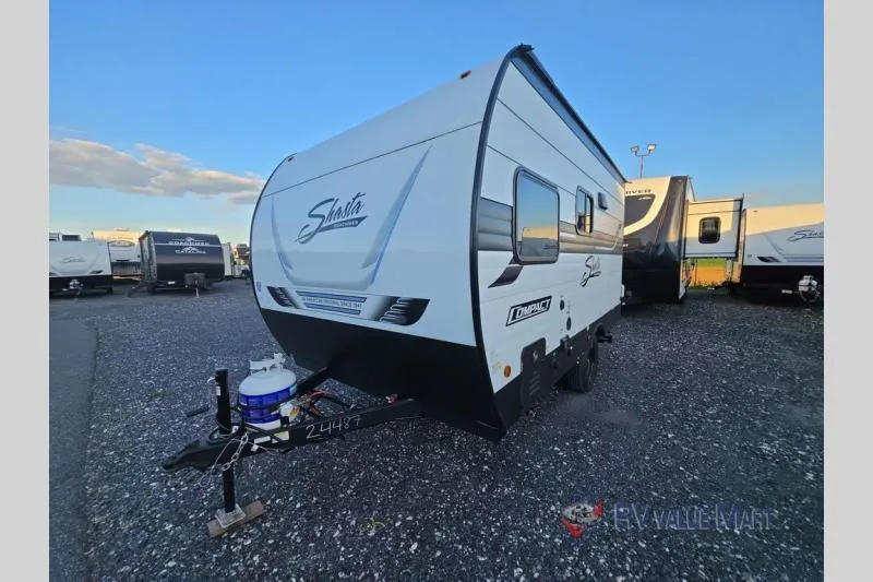 2026 Shasta RVs Compact 16BH - Photo 3