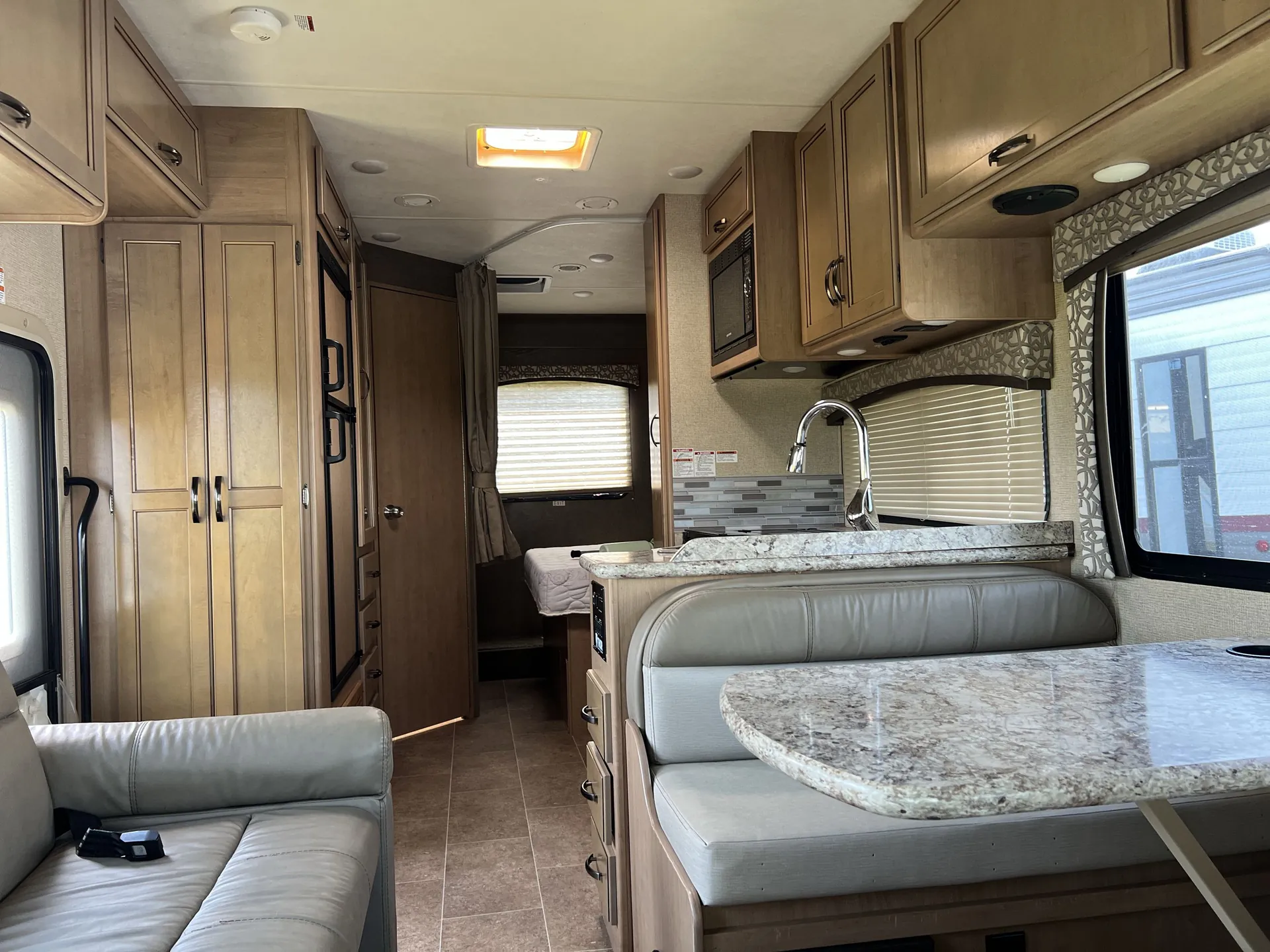 2019 Thor Motor Coach Chateau 26B — living area main